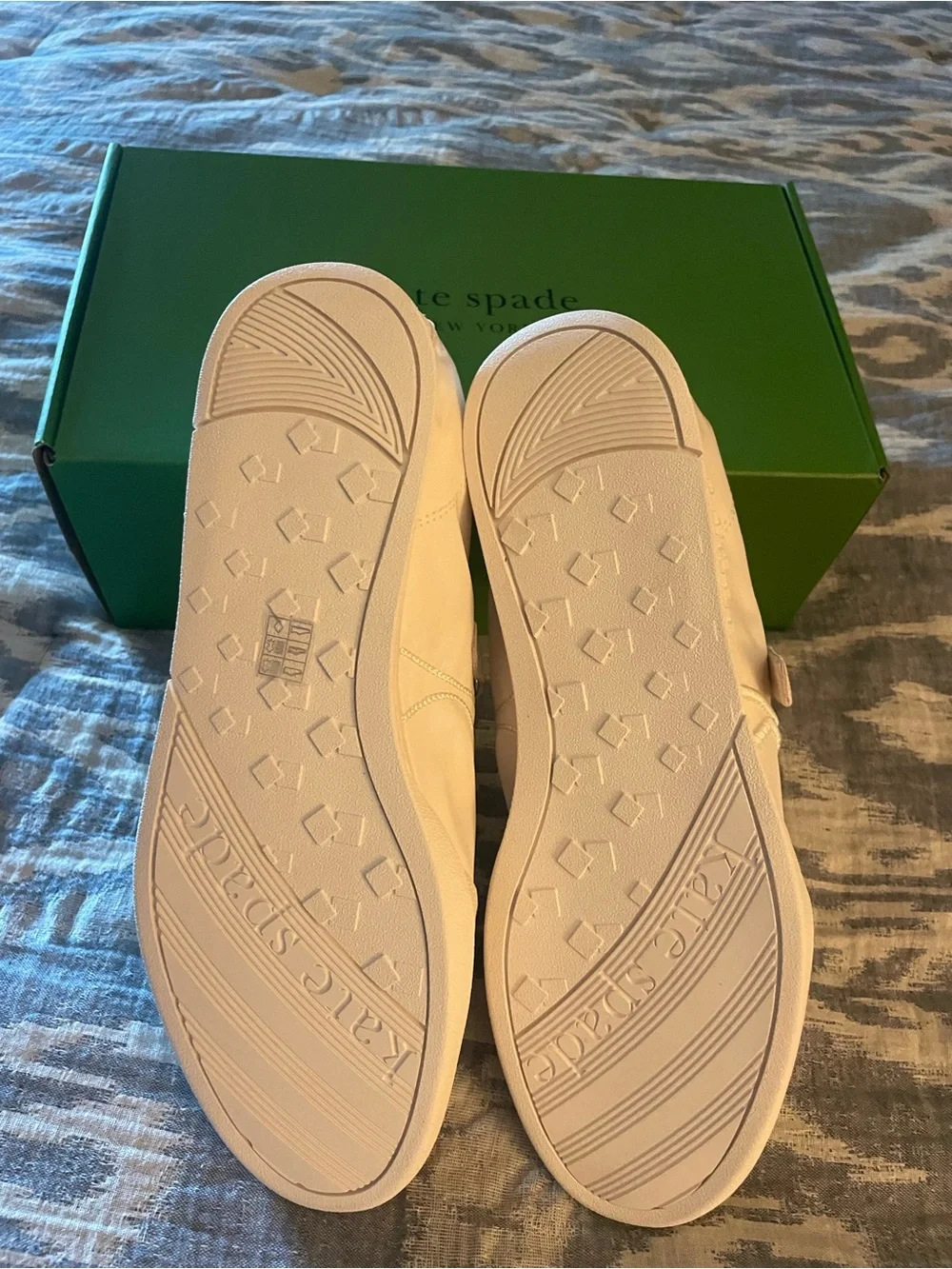 kate spade KS Drift Mary Jane Sneaker cream size 10 NEW